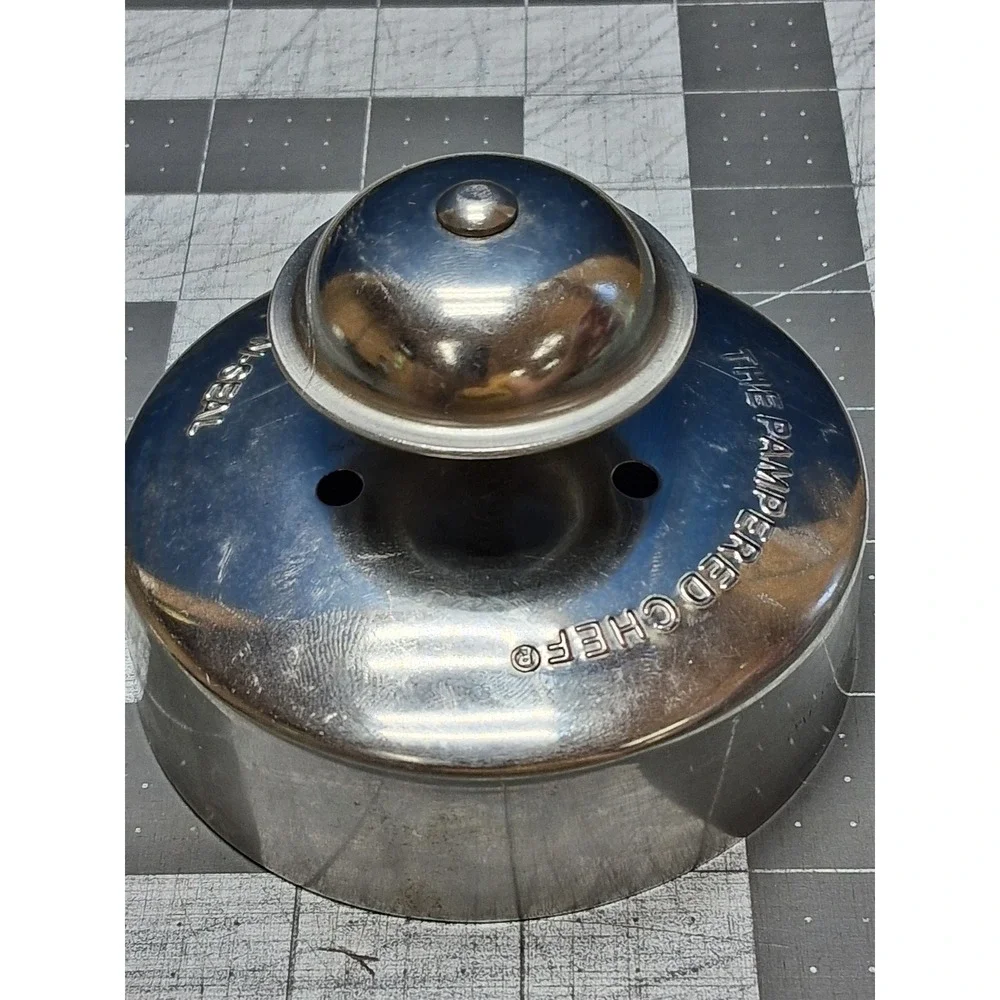 Pampered Chef Cut N Seal Sandwich Maker Silver Stainless Steel Round 1195